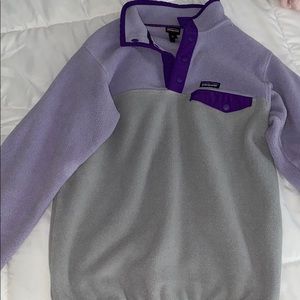 barely used patagonia girls pullover.